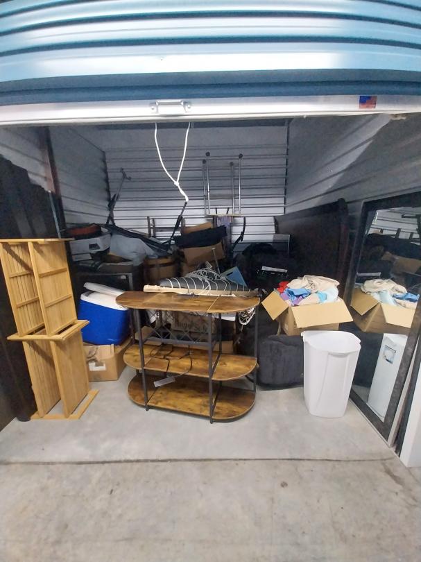 Storage Unit Auction in Griffin, GA at General Storage Griffin ends
